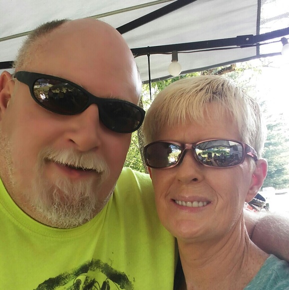 Meet your Posher, Lisa - Picture 4 of 4